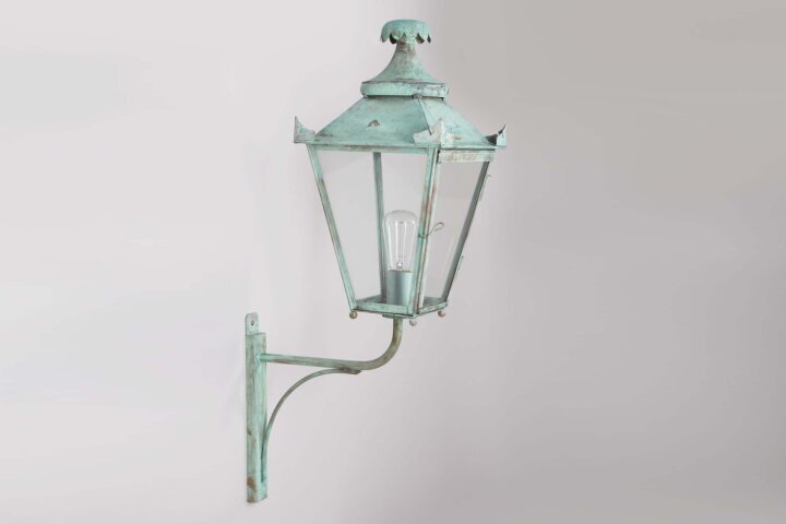 Vieux Manoir Nr. 114 | Rokkoko Wandlampe aus der Manufaktur von LumArt.